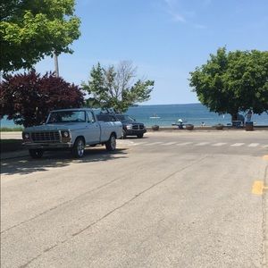 Meet your Posher, Anne